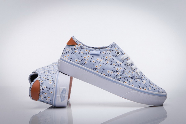 Low-Top Lace Shoes Women--179